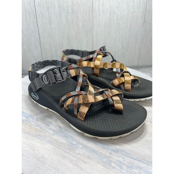 Chacos Chaco Women's Size 7 tan yellow boho Z/X2 Toe Loop Sandals - Picture 1 of 10